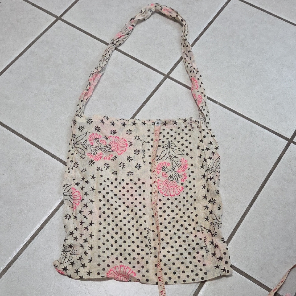 Free People Cream and Pink Shoulder Bag with Floral Accents